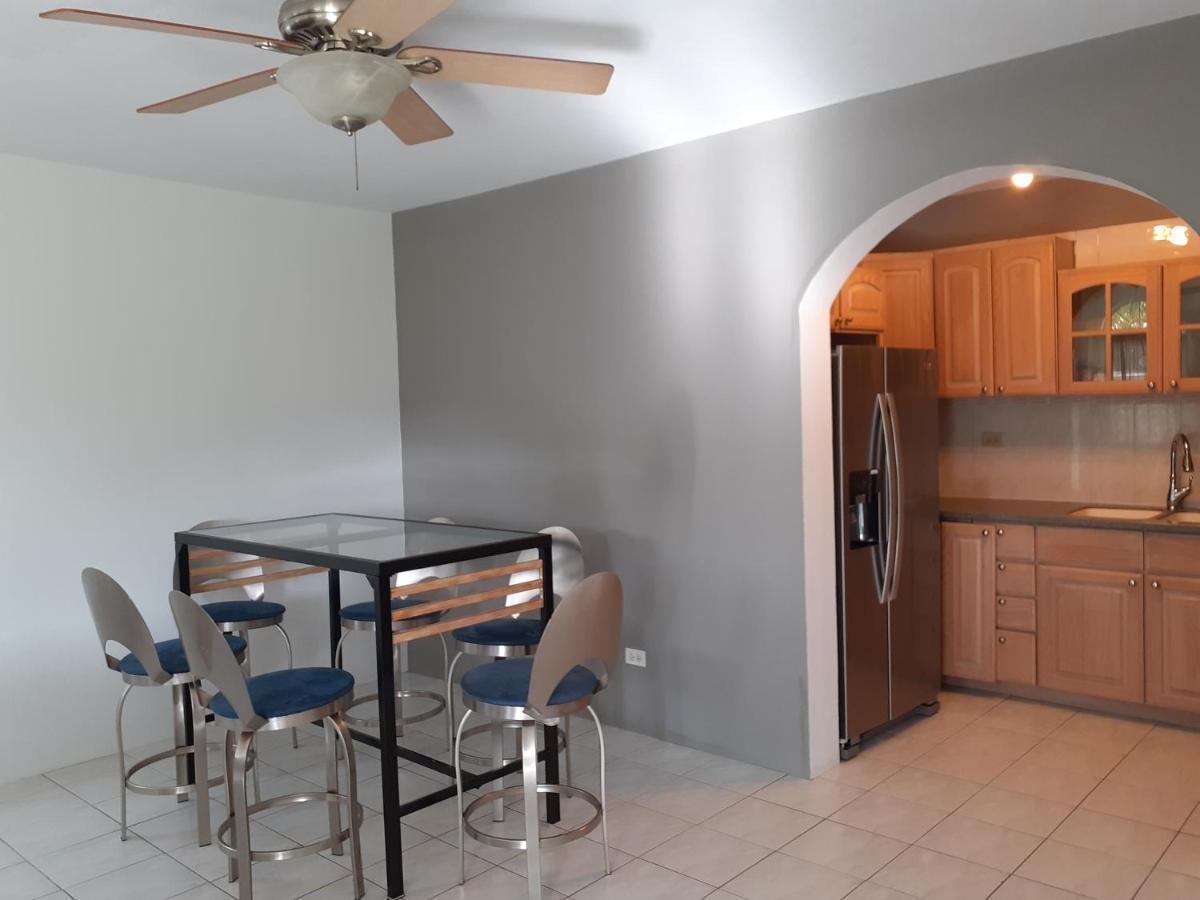 Appartamento Airbab Moon Gate West Mount Pleasant Esterno foto